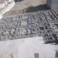 ،،،،،،  1----يوجد كادر عمال تصفيط بادلو اساس  2----تصعيد رمل كاشي اسمن...