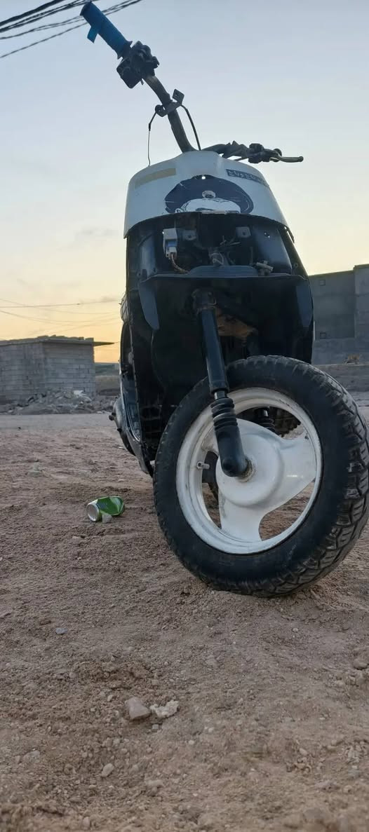 السلام عليكم 
دراجات اثنين للبيع اثنينهن شغالات ع الفحص مكان طريق ابوصخير حيره عمود 53 
اثنينهن ب 250


**إذا كنت صاحب هذا الإعلان وتريد حذفه لأي سبب، رجاءا أرسل رسالة إلى الدعم الفني**