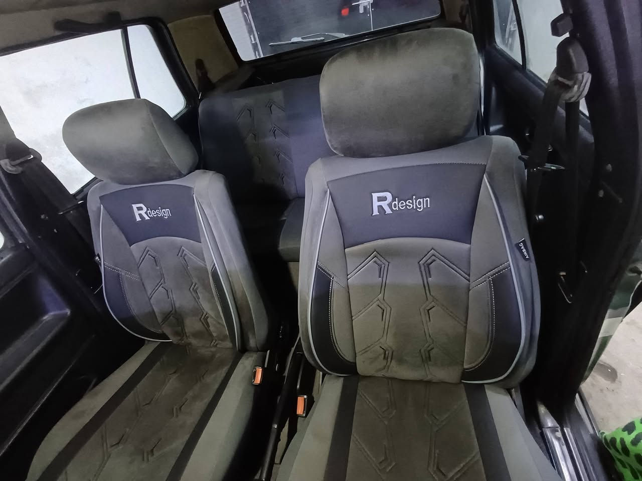 السلام عليكم كولف عظم موديل ٩٠مكينه ١٨٠٠كيراوتو للبيع سياره عظمتهه حلوه نظيفه بيهه طخه بجاملغ موضحه بصوره تبريدنقص غازكهربائيات تعميرجديدباتري جديدتخم تايرجديدمكينه كيرمكفولات ترايك وين متريدشاشه اندرويد رقم بغداد ٣٧بيهه مجال بسيط ***********
