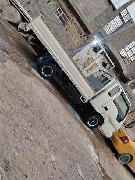 سلام عليكم كيه ام عيون موديل 1997 كفاله عامه رقم قادسيه مكان سياره بغداد باقي التفاصيل اتصل وتدلل السعر 75وبيه مجال ***********
مامتواجد عل نت اتصل وبيك خير وتدلل
