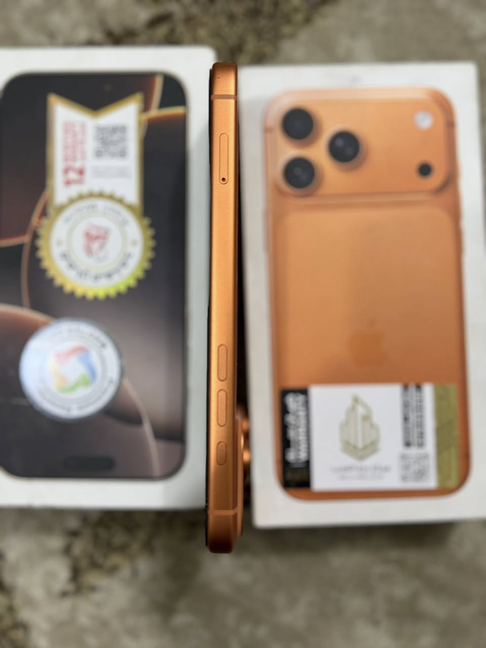 ايفون 📲 17 برو ماكس
ذاكره 256 نضافه 100

 شرق اوسط عربي Z/AA

ضمان ماستر 

بطاريه 🔋100

عدد دورات شحن 4

مكاني نجف حي المهندسين 

***********
