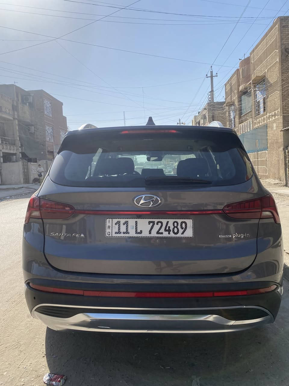 سنتافيه
موديل ٢٠٢٢
ظربتها بابين وجاملغ موجود صوره الضربه ولسونار 
بدون ايرباك 
السعر ١٨٠ 
مكينه هايبرد
رقم بدون واتساب ***********
