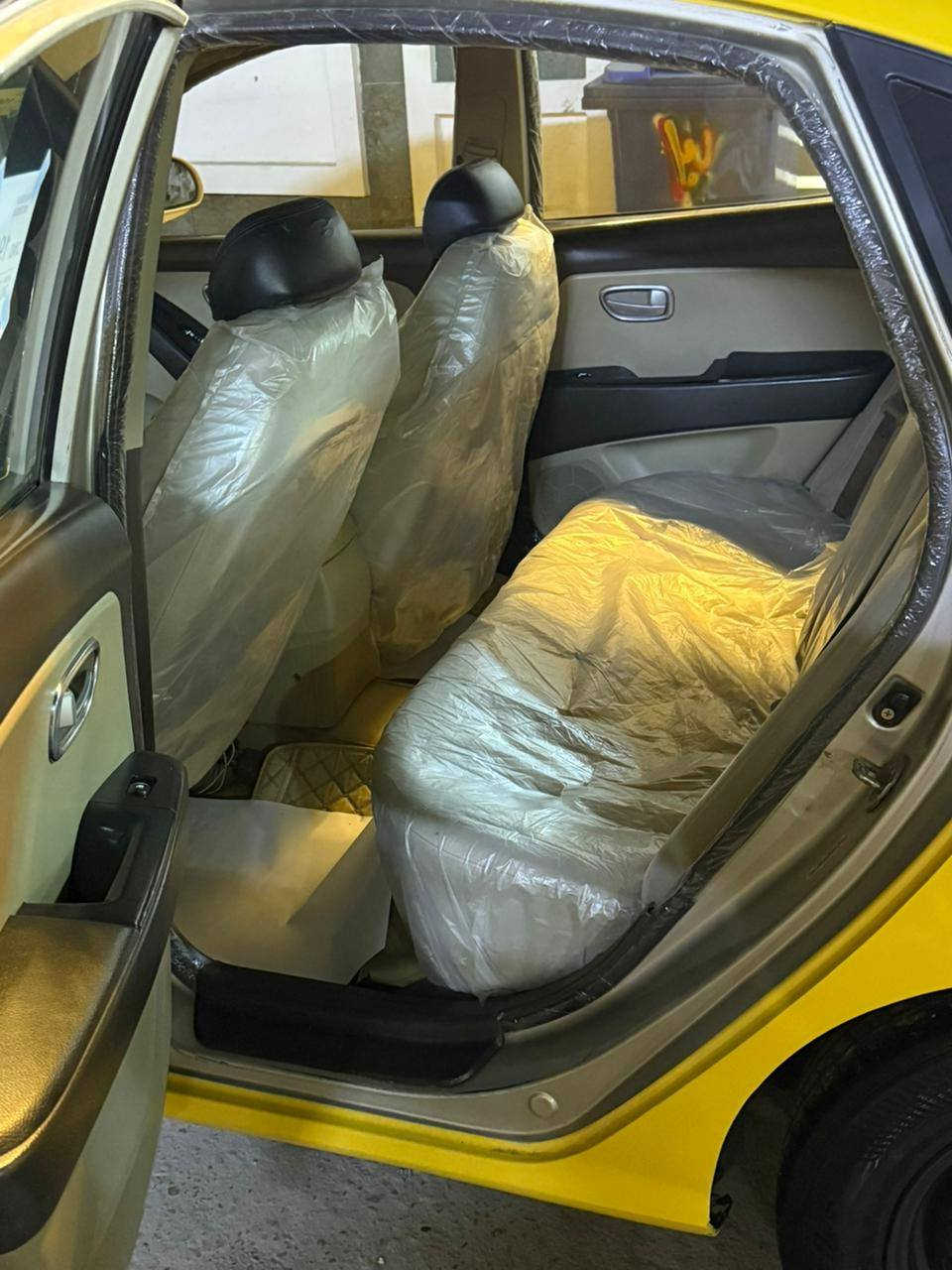 سياره للنترا للبيع موديل 8 محرك الفين وارد امريكي كير ومكينه كفاله سياره بيهه جاملقه وبنيد تبريد شغال رقم نكليزي هيئه وغرامه مصفره تحويل ثاني يوم مكان بغداد الشعب ***********
