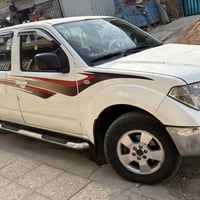 ٢٠١١ سياره جاهزه وأحله من الصور بيهه ٤قطع تبديل ومكانت صبغ مكاني بغداد...