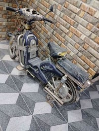 ماطور شحن متروك نقص بطاريات شغال باقي كلشي مابي قفل 100الف بس شراي يرا...