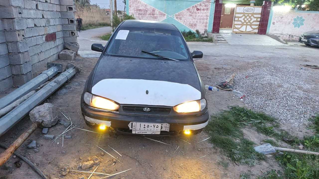 السلام عليكم
متاح هونداي انترا موديل 1993 رقم ديالئ  كير ومحرك كفاله تايرات نضيفه باتري نضيف صدر امامي وخلفي خير وبركه كهربائيات شغاله السياره نواقص بسيطه صبغ بلادي مامصبوغه مكان السياره ديالئ المقداديه السعر 21 ورقه وبيها مجال للشراي وميتعبني للستفسار ***********
