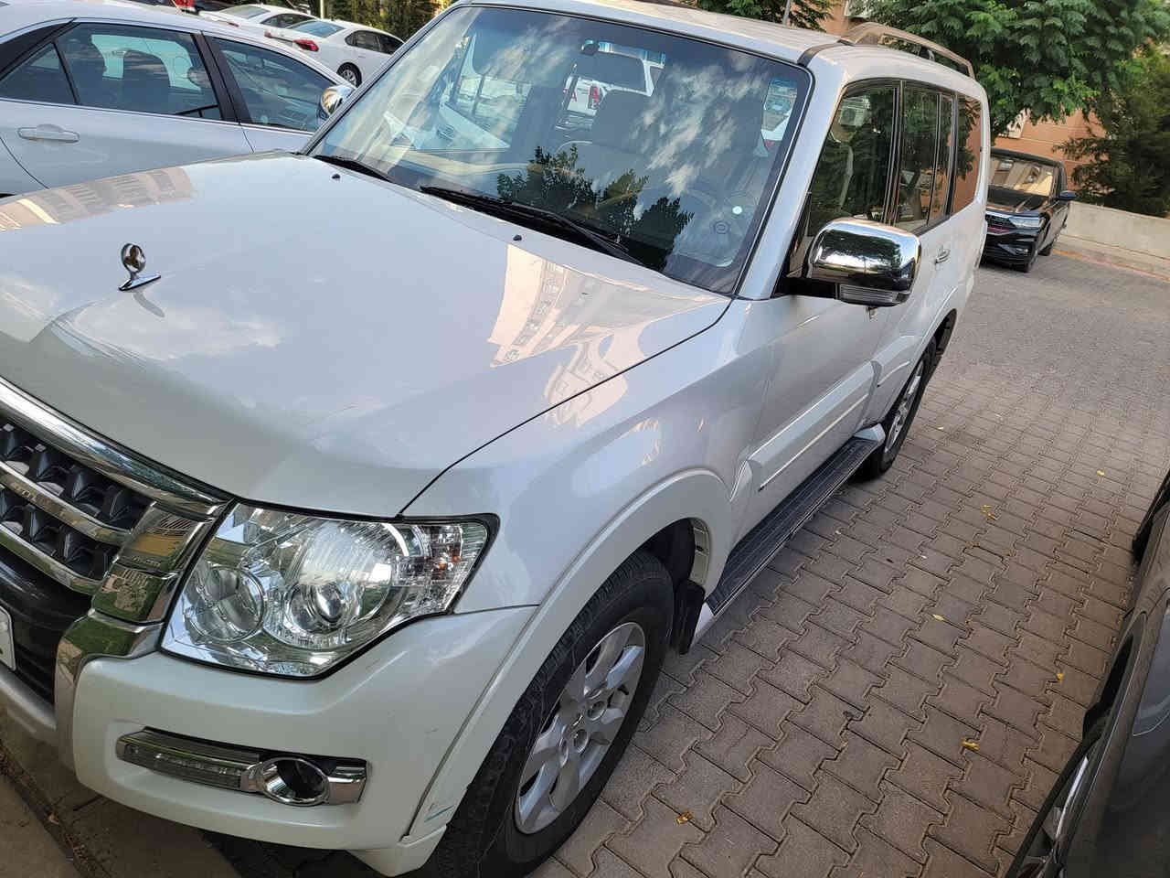 باجيرو 2018 خليجية كفالة عامه لا صبغ ولا بارد السعر ٢٠٥

سيارة رقم دهوك بسمي تحويل مباشر 
محرك ٦ سلندر 3000   

مواصفات كويتية// نص فول 
فتحه. فور ويل. مرايه كهربائي. حساس. تحديد سرعة. دبل گير. شاشة و كاميرا خلفي. تحكم ستيرن. ٧ راكب… 

محرك كير مكفول ممفتوح تخم تايرات جديد 

مكان سيارة بغداد// *********** واتس أب موجود ☎️☎️

فقط بيع بدون مراوس 
السعر ٢٠٥ مجال بسيط
