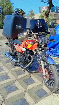 دراجه ايراني موديل ٢٠٢٥ شهر ال ١٠ الدراجه مشتغل بس شهر وانضف من الصور ...