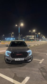 جمسي تيران موديل 2024 مواصفات sle معروفة  حادث قبق جنطة مصلح بدبي بدون...