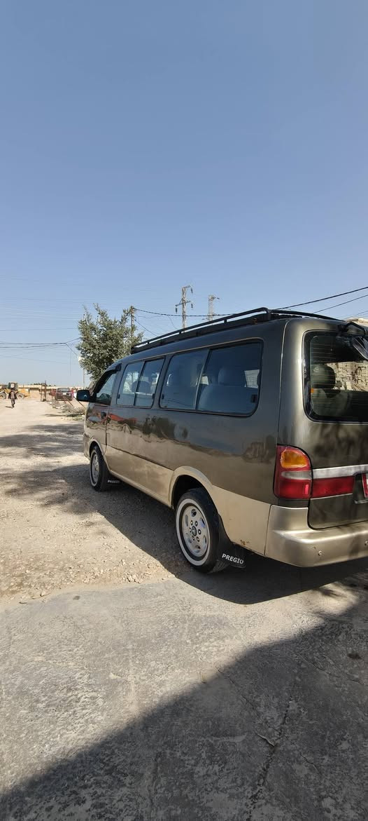 سلام عليكم بريجو 2003سياحي
مكينه وكير وكسن شرط مكفولات 
مصفر هيئه ومرور بسمي شرط مداور 
مرشوشه جماليه على حديد 
حداديه جديده من طول لطول 
شواصي 4مكفولات 
غرفه جديده تخم تاير 
كهربئيات كلهه شغاله 
السعر 90 وبيهه مجال حك جيه 
مكان سياره نجف ***********
