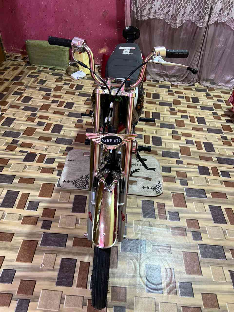 أقره المكتوب صحيح✔️ ياله تراسلني 👍جيكلي نصبه شني ملتها🤞 شراي بخدمته ولمو شراي خيطلع كبل ولوتي اله فرا بلفلكه،، للبيع دراجه اوراق اصولي بسمي تحويل مباشر شلامجه شاصي 18 ومعمره توها كفاله وكاله طك فلين دراجه كارتون جيس  سعرها مليون و250 بيها مجال كلش قليل كلش بدون سيبايه دراجه تنباع ،، مكاني بصره جزيره باب لهوه،، رقمي فعال تصال وتساب،، ***********
