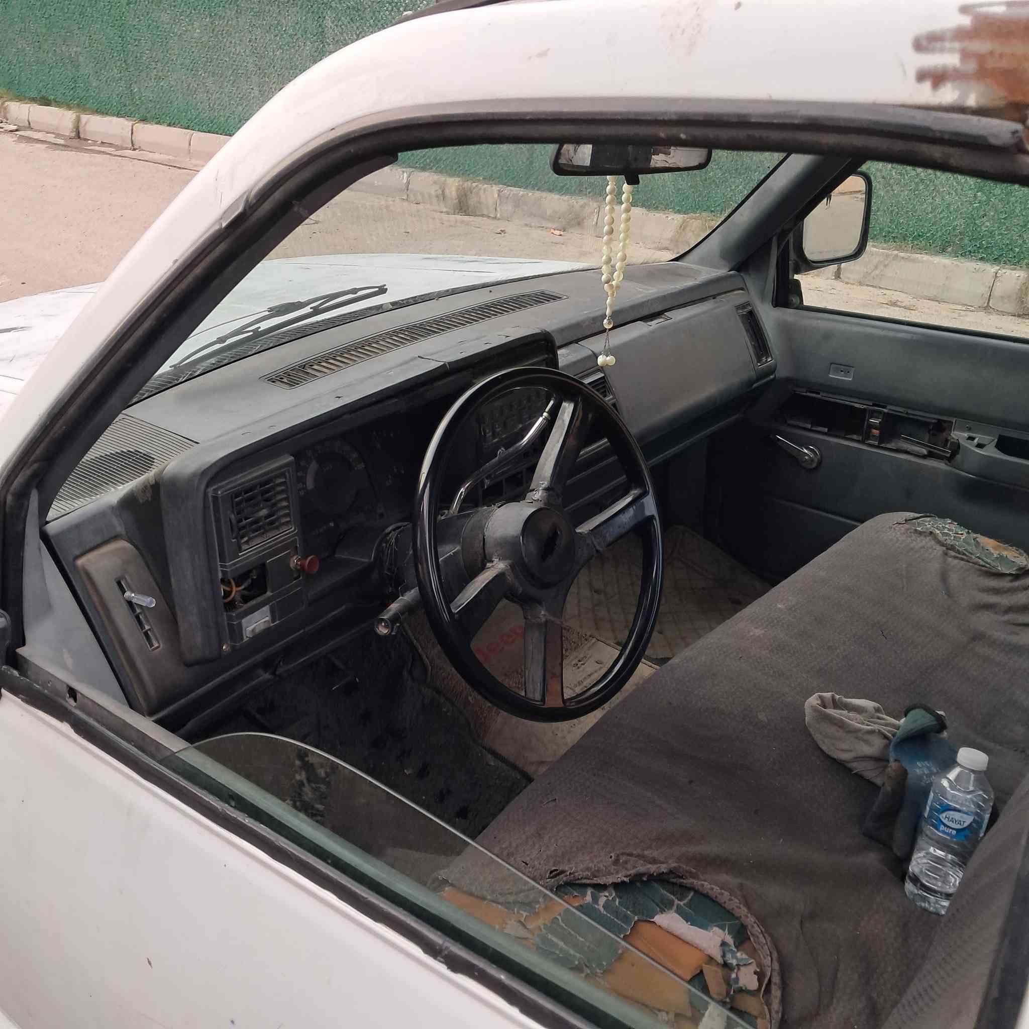 سلام عليكم بهبهان لبيع موديل 87محرك بي خيط بخاركير400تخم تايرياباني صدرجديدسياره بلسنويه بيكم سياره جاهزه رقم الهاتف ***********غيرمتواجده عله فيس السعر 28
