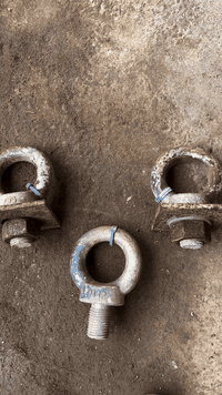 البيع سلاسل متنوعه من طول 2 م 6 م8 م اعدادمن كل نوع بس 2 م العد 30 قطعه فخات العدد16 ومواد متنوعه ت ***********
