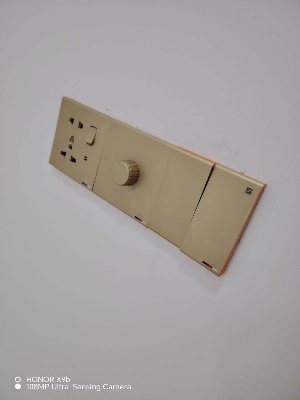 للاستفسار الاتصال بالرقم 
***********
