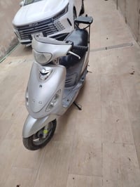 ماكس منغولي • مكاني • عسكري مدارس