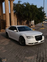 كرايسلر C300 • ٢٠١٥ • رقم بغداد