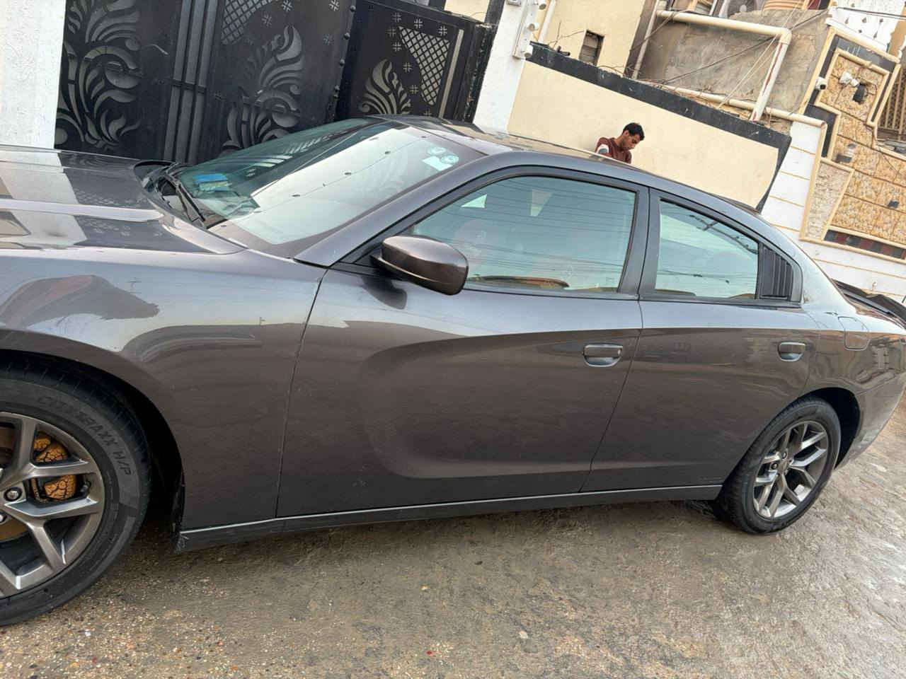 چارجر 15
رقم اربيل الدولي
كير مكينه حداديه جاهزه للآخر 
حادثه فقط مال امريكا
مكانه بغداد 
القاسم
السعر 170بيه مجال حك الجيه
مكلف بالنشر اي تفاصيل هذا رقم المالك
اتصل وبيك خير وتدلل
***********
