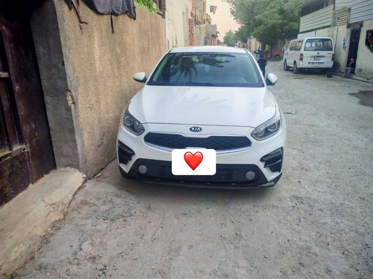 سلام عليكم فورتي م 2021 باسمي شرط التحويل صور الحادث بل منشور بدون ايرباك ماشيه 100 مكان السياره بغداد خلف مرور الرستميه السعر 145 وبيهه مجال جدا بسيط للاستفسار *********** 
***********
