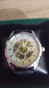 ساعة • اوتماتيك • غير مستخدم