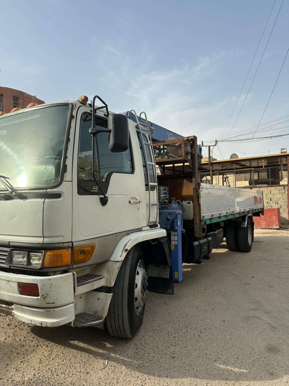 السلام عليكم
هينوه للبيع موديل 2001

سياره يسره بلادي فحل عشره برغي 

كرين كاركو 3600

مكينه 80 سوبر لا تنقيص ولا بخار  

للاستفسار 

***********
