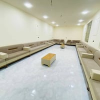 ديوان 10مقاعد • بلاويد اسود • ضمان 3 سنوات