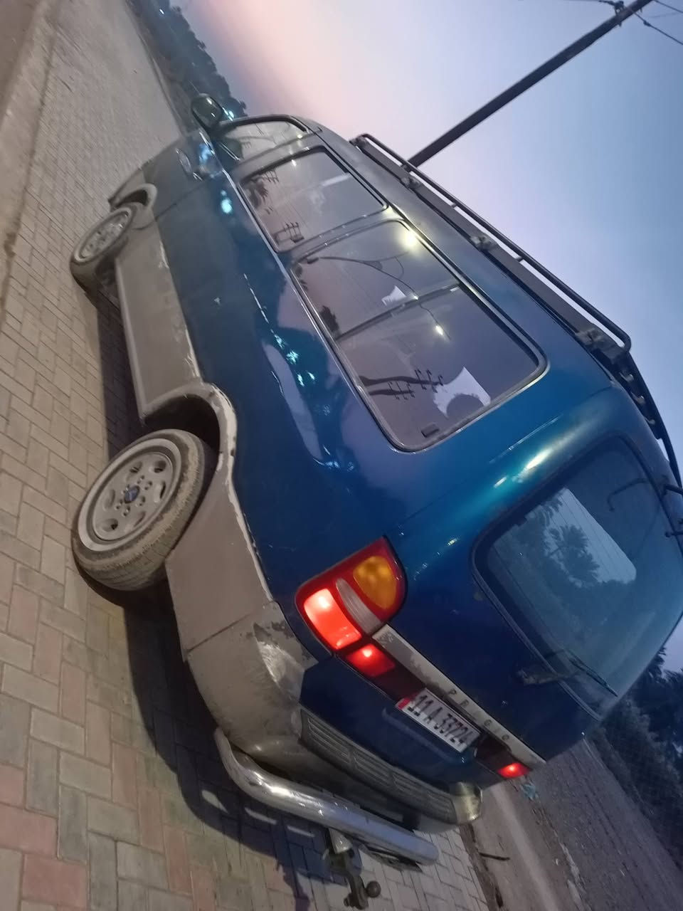 السلام عليكم
بريجو 96.رقم بغداد انكليزي مصفره 
كير محرك اكسل تمام 
كهربائيّات ميكانيك تمام 
سياره جاهزة من كلشي خطه كاظمية تاجي 
السعر 59  المكان للطارمية 
 ***********
***********
