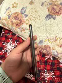 اكس اس ماكس 256 ذاكرة تك سيم كارت  ؏ وضع الشركة ما مبدل بي شي عدا الظه...