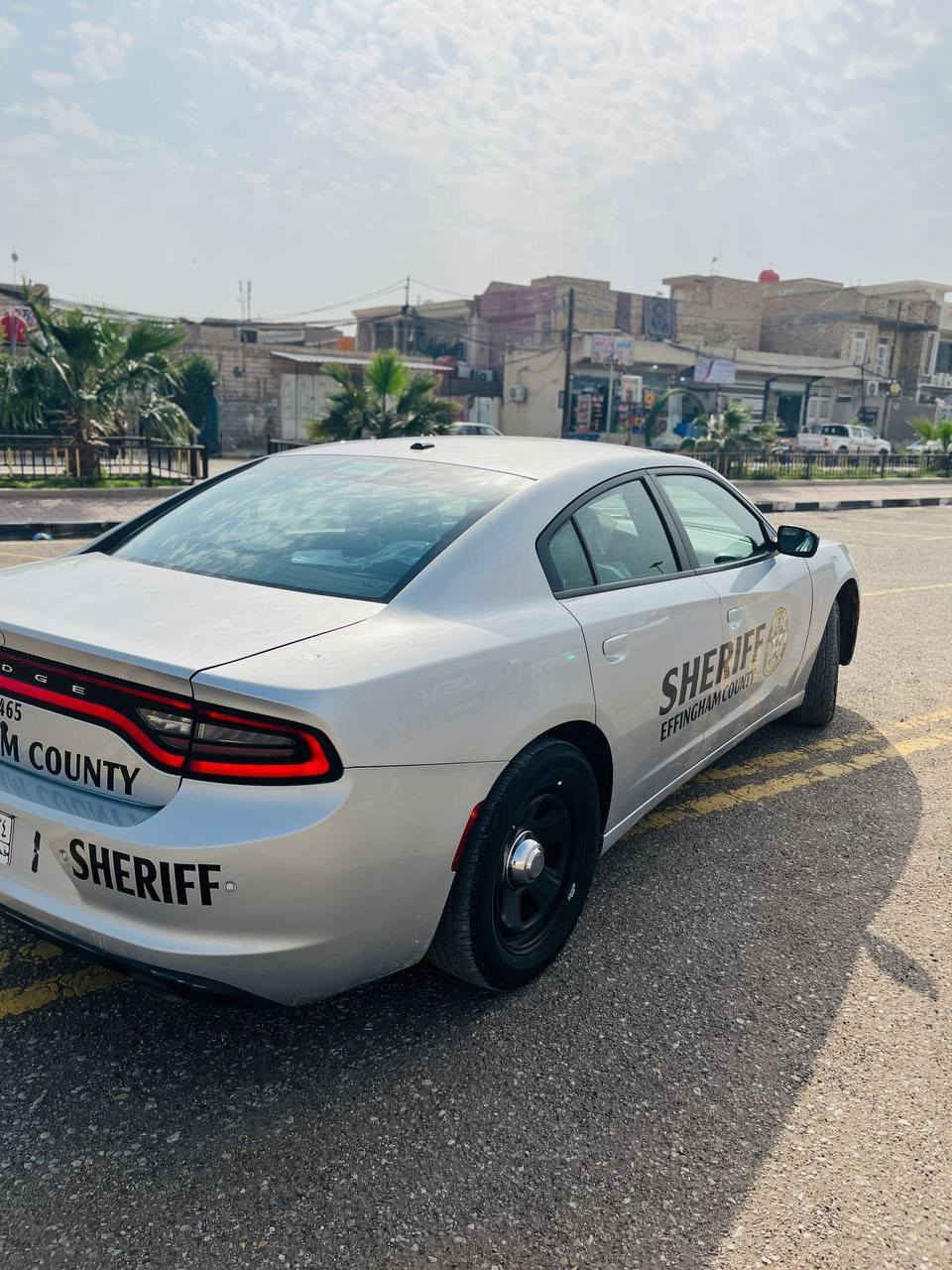 سلام عليكم
جارجر 2023 أصل بوليسي مكينة 5700 دخول جديد بأسمي بدون رقم تترقم اي محافظة الحادث تبديل جاملغ امامي + بنيد بدون دواخل الارباك ضارب مبدل دشبول .
سياره جديده ع وضع الشركه ما تصرف عليها ولا ألف / مكان السياره العماره
السعر : 215 وبيها مجال قليل 
للاستفسار الاتصال على/ ***********
