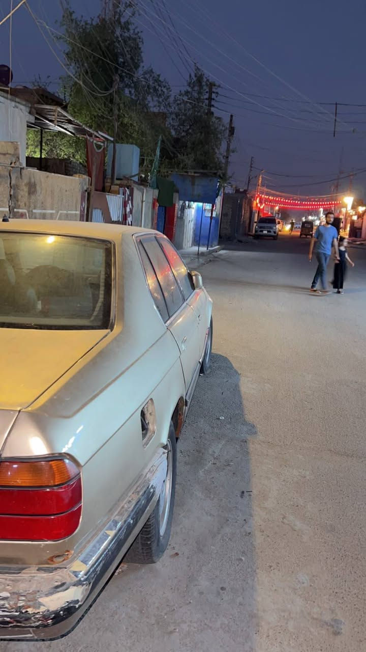 ه سلام عليكم للبيع بي ام 75 مستعجل سعر 20 من اخير محرك نضيف تبريد شغال سياره حيل حلوه صدر جديد غرفه 
حلوه  كير كايم تخم تاير كربائيات كلاها شغلا مكان البقداد
للستفسار ***********
