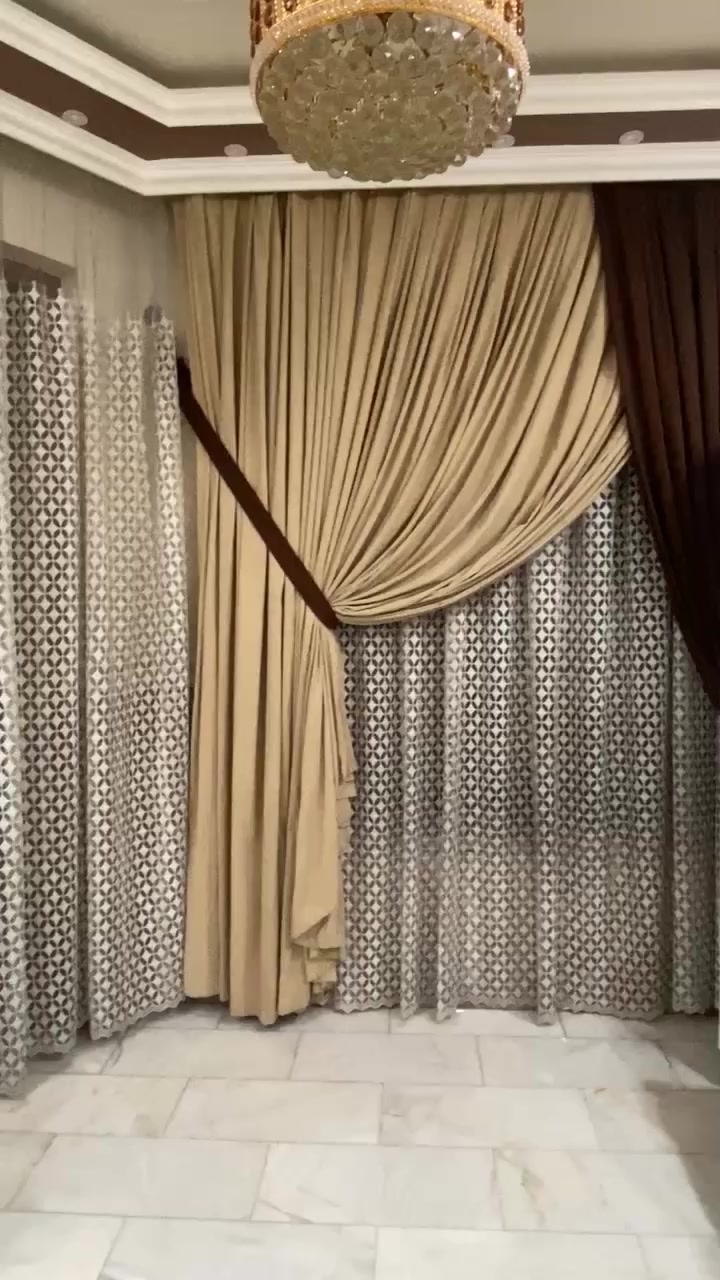 تخم ١٤مقعد نضافته ٩٠/١٠٠
سعره مليون ونص 
البرده مفصلته ٣٥٠وريدها ١٥٠


**إذا كنت صاحب هذا الإعلان وتريد حذفه لأي سبب، رجاءا أرسل رسالة إلى الدعم الفني**