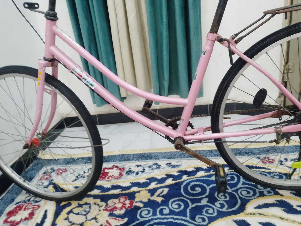 سلام عليكم باسكل لبيع مو شراي لايتعبني فدوه رايده 85وبيه مجال غراضه كامله ومكاني شطره حي امين وهذه رقمي ***********
