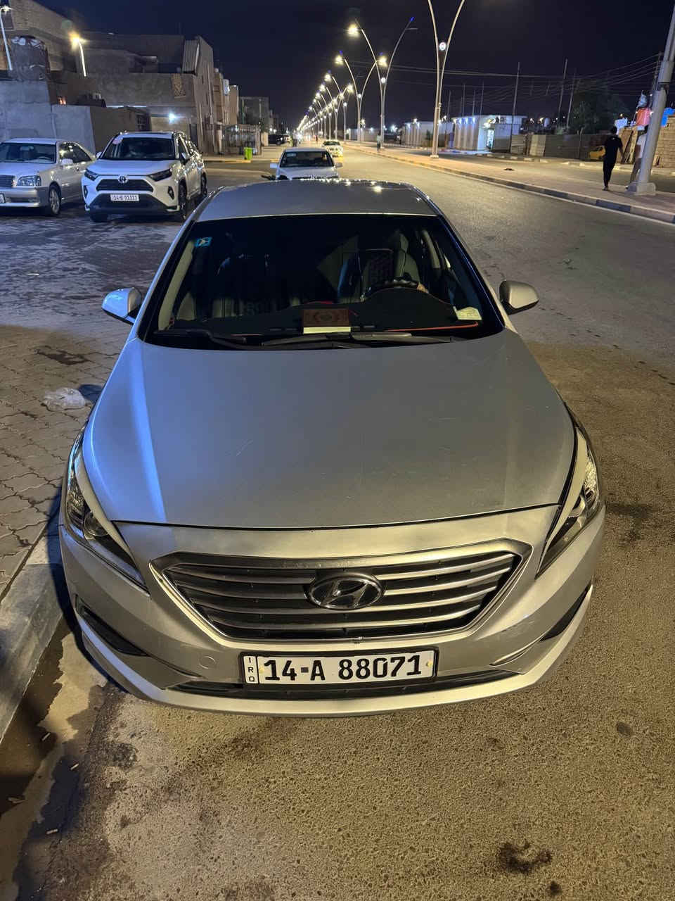 هيونداي سوناتا 2016 
وارد امريكي سياره بسمي 
رقم جديد 
سياره محرك 2400
ضررها جاملغ وبنيد شبر 
سياره نضيفه 
مكاني البصره 
*********** البصرة, العراق
