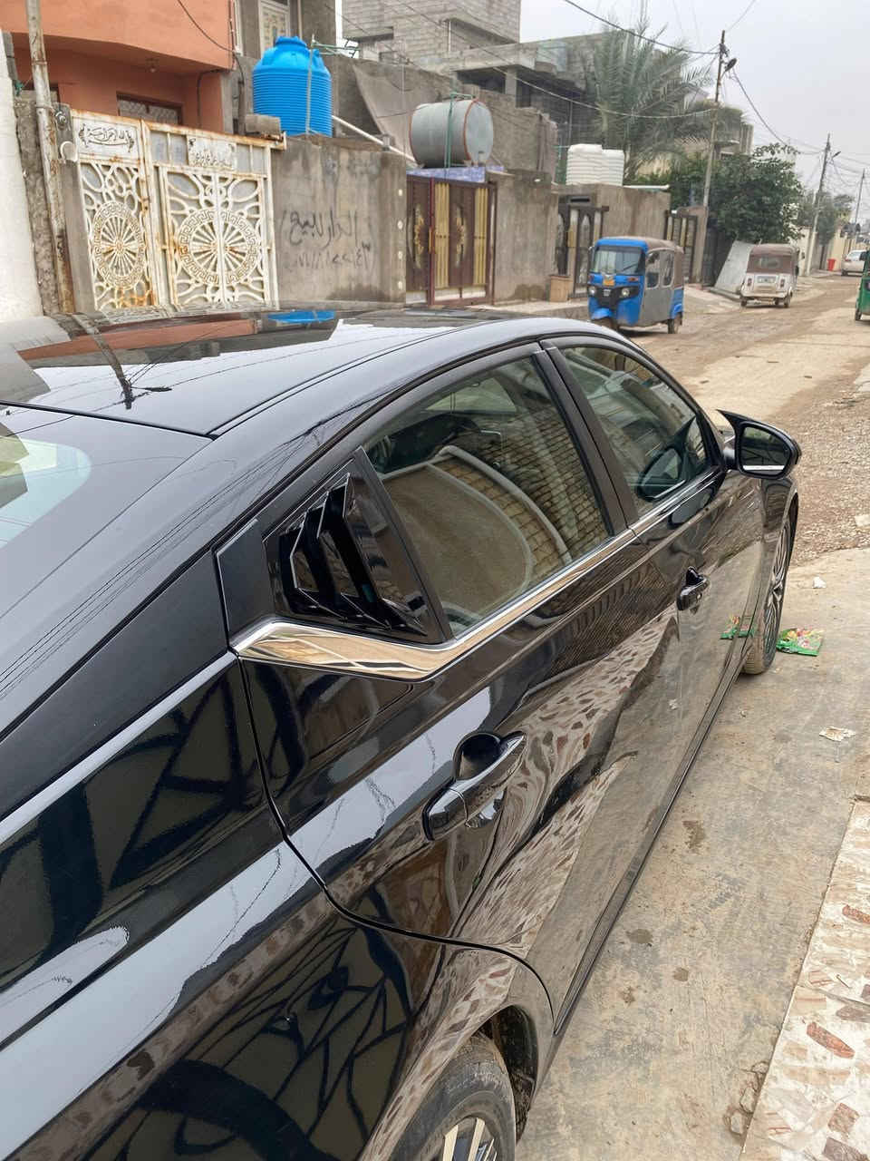 التيما موديل 2023  SV
ماشية  92  الف
رقم سليمانية هزة وسنوية جديدة ل 2030 بسمي
جداً نظيفة السيارة وبدون نقص

• رادار امامي( تثبيت مسار مع مانع تصادم )
• رادار جانبي ( نقطة عمياء )
•رادار خلفي
• تشغيل عن بعد 
•كشن كهرباء
• بصمة مع بصمة ابواب 
• شاشة أبل كار بلي واندرويد اوتو 
• حساسات خلفية وقوف ذاتي
• كاميرا دوارة
• ويل كب
• مكينة 2500 
السيارة حادثهه جامرلوغ السايق وشوية من البونيد بدون اي دواخل

مكان السيارة ديالى / بعقوبة 
السعر  ١٦٤ وبي مجال 
***********
