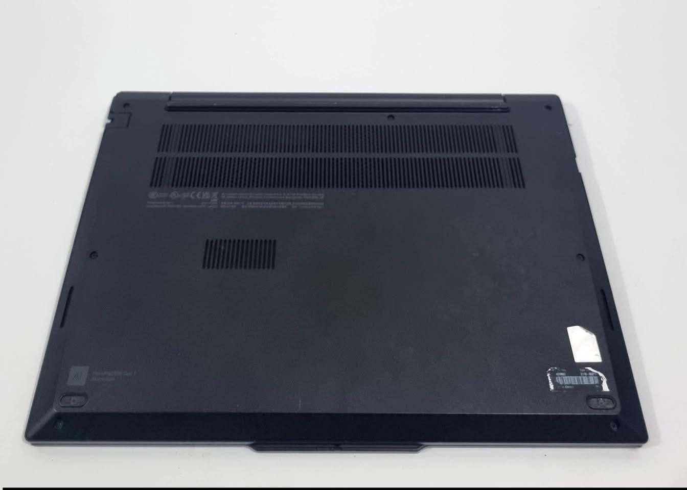 Lenovo ThinkPad E16
• المعالج: Core i5 1335U
• الرام: 16GB 
• التخزين: 512GB ssd
• الشاشة:  16 بوصة 
• البطارية: 47Wh 
• معالج رسومات: Intel® Iris® Xe
  
سعر 700 الف


**إذا كنت صاحب هذا الإعلان وتريد حذفه لأي سبب، رجاءا أرسل رسالة إلى الدعم الفني**