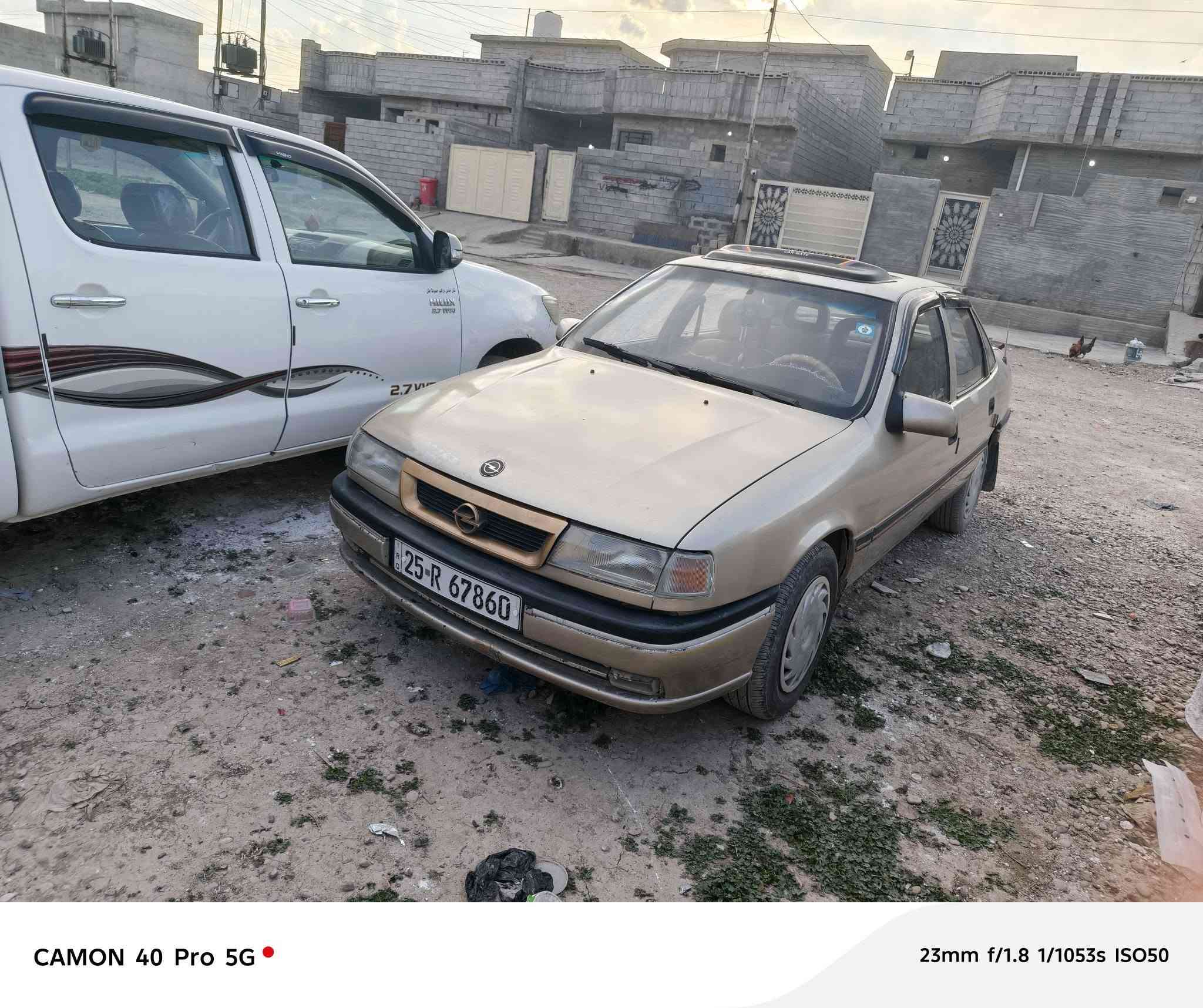 السلام عليكم
فكتره للبيع ح20 بسمي سنويه جديده هزه جديده سيارة نضيفه احلا من الصوره مكان داقوق سعر 35وبيها مجال مال بيع ربع ماتصرف عليها ***********
