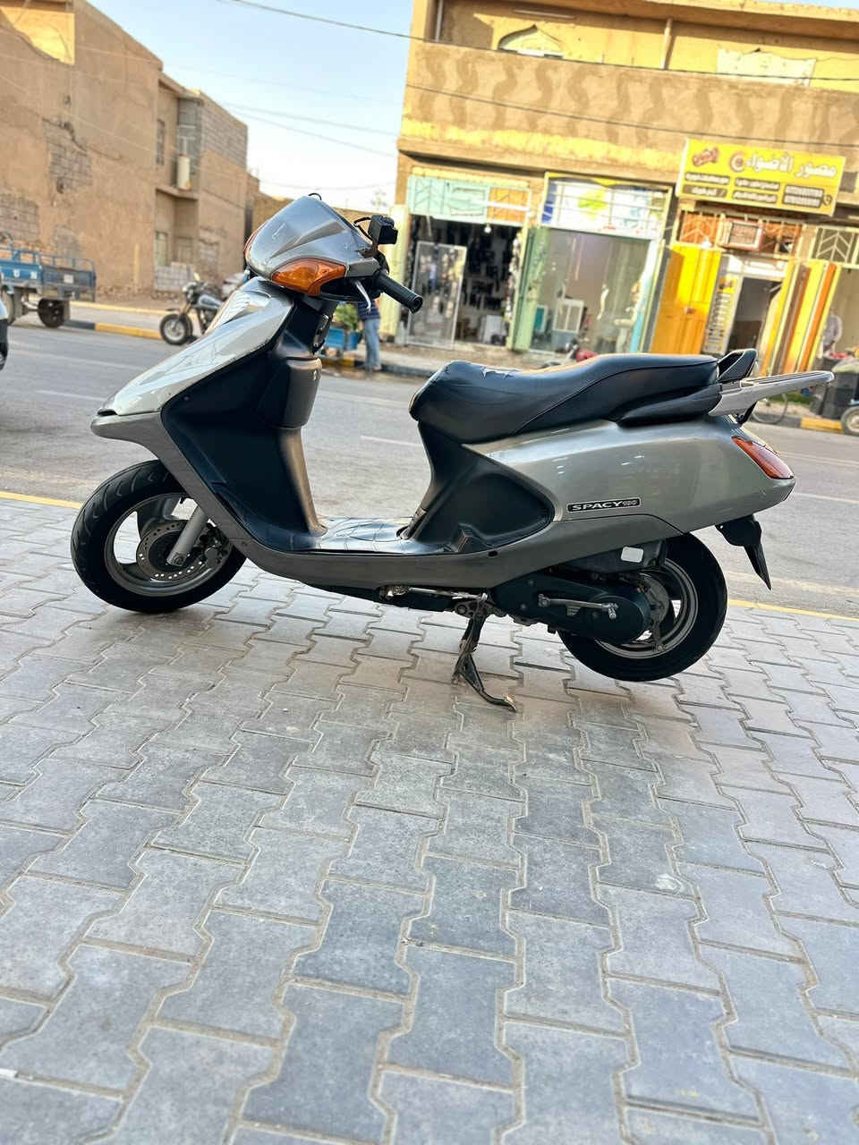 دراجه سبيسي للبيع كوت الشهداء السعر ٦٥٠ الف الرقم ***********
