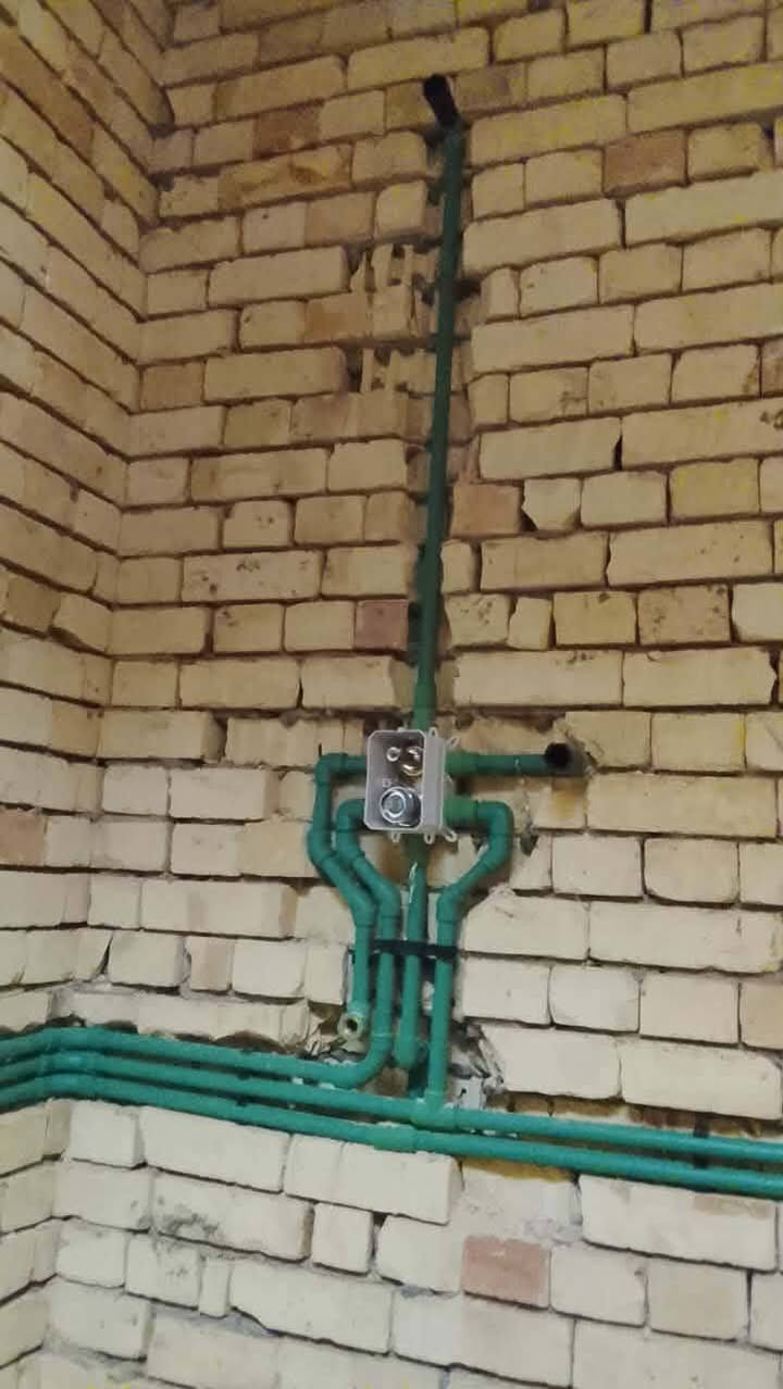 تأسيس ماء ومجاري وكهرباء

***********

***********
