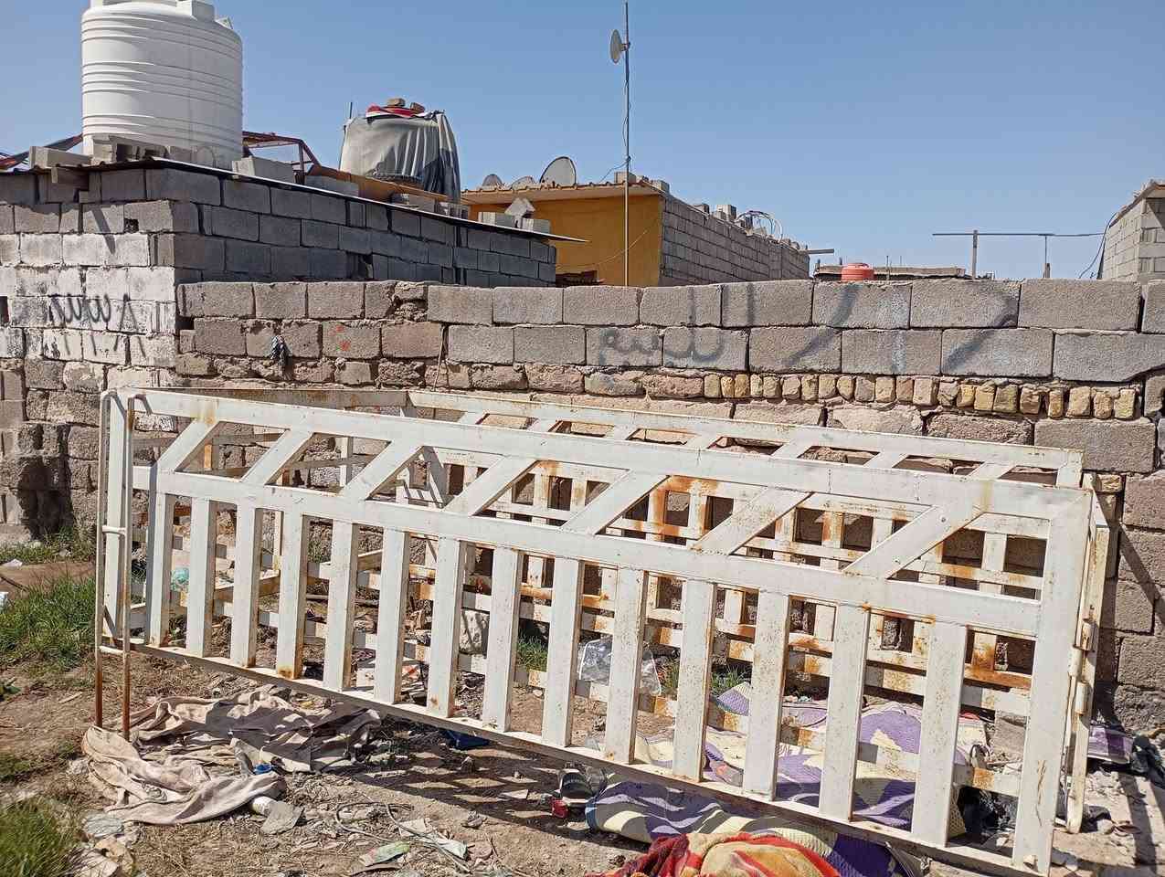 سلام وعليكم مرخصت صاحب الكروب عدي هاذ المحجر مال فحل البيع جديد عوزه بس صبق تفصال مكانا البصره حي الزدقا سعر 550 وبي مجال الشراي ***********
