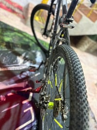 🌹 للبيع فقط   بايسكل رود 🚴  ماركة تريك TWITTER  لشه مضلعه  معدن فول ال...