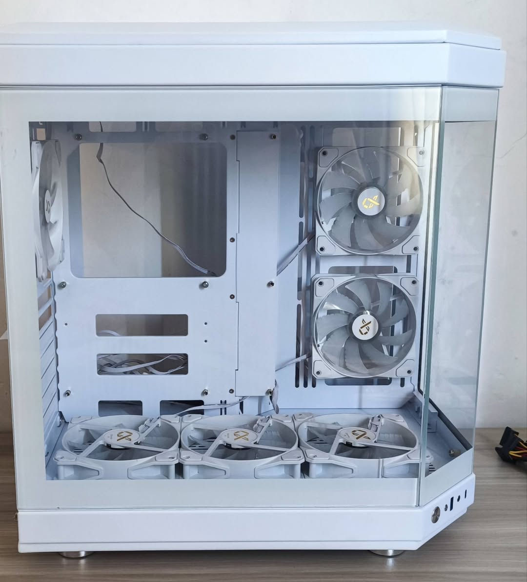 السلام عليكم 
كيس أبيض مستخدم نظيف جداً بالكارتونه للبيع 
XIGMATEK CUBI ARCTIC
6 فان مع هب وتحكم كامل في الألوان وسرعة الفانات.
السعر 115 الف (سعر ثابت)
مكاني بغداد ومتوفر توصيل


**إذا كنت صاحب هذا الإعلان وتريد حذفه لأي سبب، رجاءا أرسل رسالة إلى الدعم الفني**