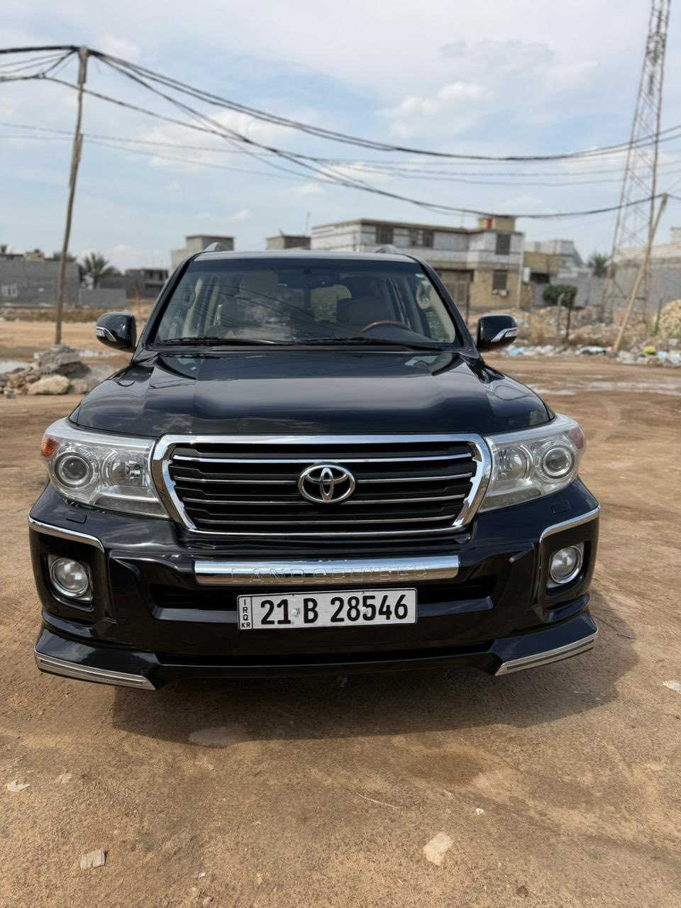 لاندكروزر 2015 بريم السيارة مكفولة بيه ضربة حصواية موضح بل سونار وعدي تصويره قبل لاء أسويها السيارة بريم اصل فول واحد على واحد اعله فئه بل الندكروز بسمي تحويل مباشر 
مكان السيارة كربلاء 

لاستفسار *********** ‏ ماشية 140
