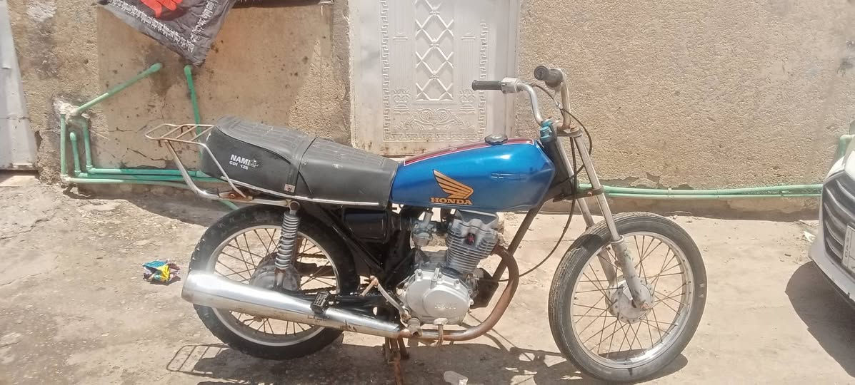 البيع سعر 300.     ***********
