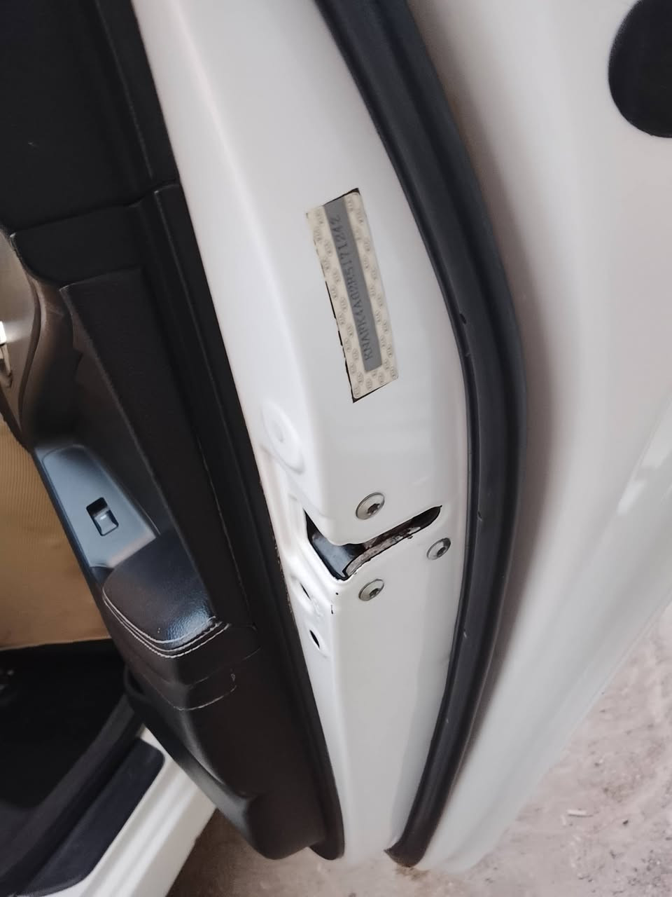 سلام عليكم
فورتي للبيع موديل ٢٠١٦ وارد امريكي 

مكاني بغداد سياره جاهزه 

راعيهه متوفي 

***********

تصل وتعرف تفاصيلهه أكثر
