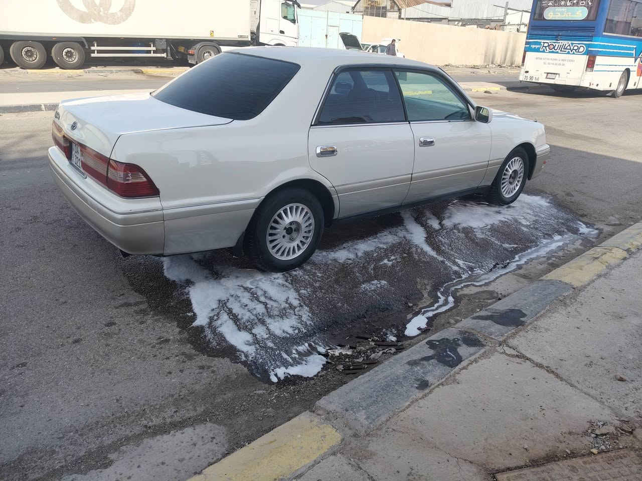 السلام عليكم راس الثور رقم بصره دولي مشروع وطني تحويل شرط مكفوله من لكص والنقل الجثه والعيب الشرعي مكينه وكير خير من الله حداديه جديده رقم تاير تبريد كهربائيات كلها شغاله ملاحظه سياره مسستمه بيها صبغ مداكر خلفيه وقماره سعر السياره 85 عنوان السياره البصره ***********
