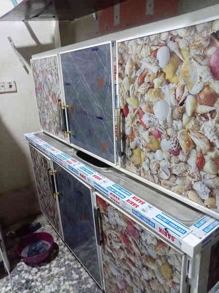 كاونترات نضيفه جدا و تسگام المنيوم
سعر مناسب! 
كربلاء حي جاير  واتساب: 
***********
