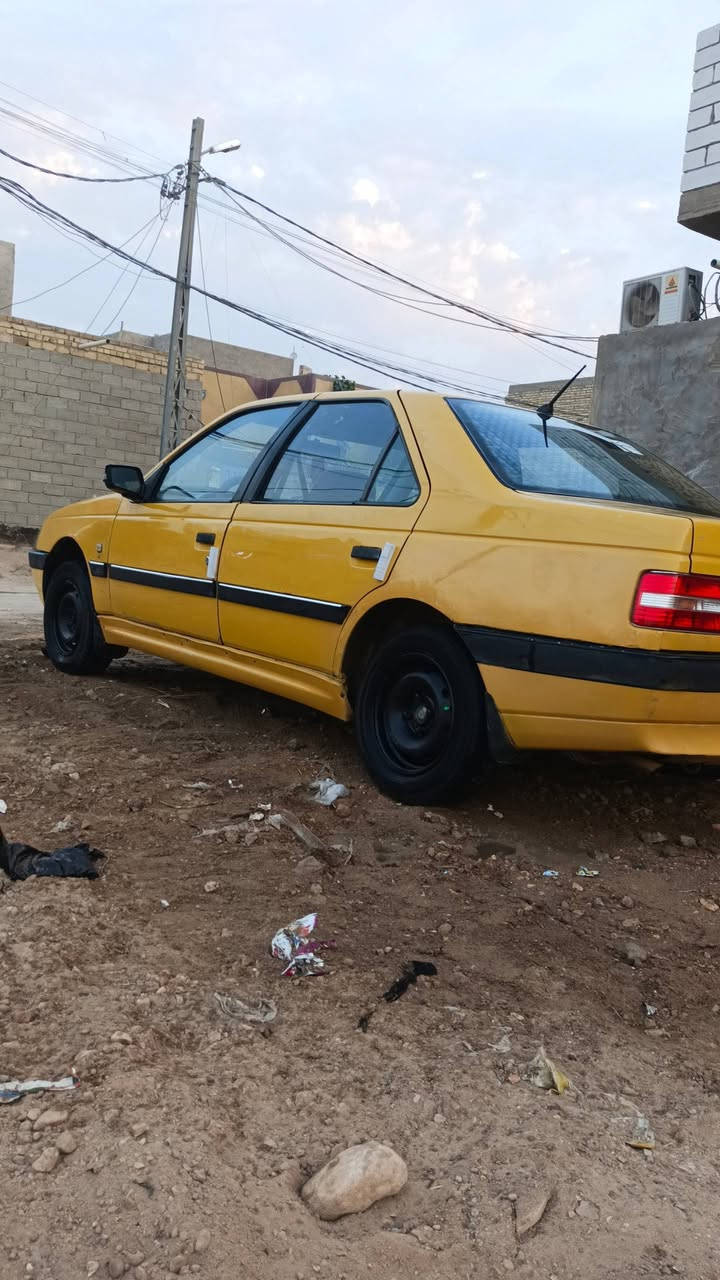 سلام عليكم.  البيع او مراوس
بيجو أكد 

موديل 12 

مكينه لا تنقيص والا تبخير
كير خير من الله 
مكان سياره طويريج 
سعر 28
***********
