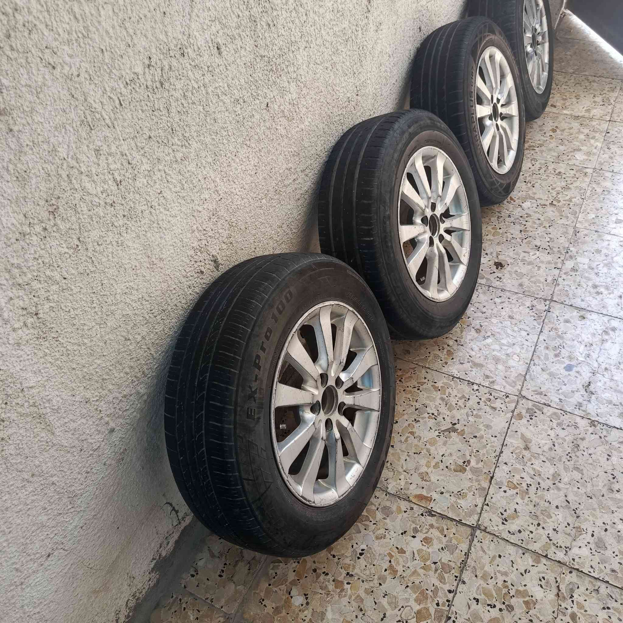 سلام عليكم تخم تاير مع تخم ويل كب مال نحله ب250


**إذا كنت صاحب هذا الإعلان وتريد حذفه لأي سبب، رجاءا أرسل رسالة إلى الدعم الفني**