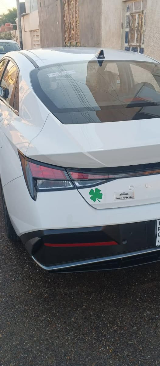 ‏السلام عليكم
‏للبيع هيونداي النترا2025
‏فول مواصفات 1/1🫆
‏مكفوله كفاله عامه من الشخط والخدش
‏المحرك: 1.500 دبل نوزل كير 8 سرعات
‏ماشيه 20ألف km ✅
‏رقم اربيل الانكليزي الجديد فحص هزه سنويه كله جديد تحويل أو وكالة بأسم شركة الاعتماد 
‏المواصفات: فول 1/1
‏1-بصمة تشغيل بصمة ابواب
‏2-شاشه اصليه ابل كار بلي
‏3-عداد سرعه ديجتل
‏4-مقاعد جلد ..مغلفة أرضية وصندوك 
‏5-عدد 6اير باك
‏6-لايت led
‏7-لايت زنون عالي ناصي 
‏8-فتحة سقف
‏9-ستيرن رياضي شكل حرف D
‏10-ويل رياضي حجم 17
‏11-تبريد قطعتين
‏12-مري كهرباء + اشاير بالمري
‏13-فول تحكم ستيرن
‏14-حساسات اماميه + خلفيه + كاميرا
‏15-سايد بريك كهرباء
‏16-درايف مود 4 اوضاع قياده مختلفه
‏السعر 152وبي مجال بسيط
‏لاتصال والاستفسار 
‏ ***********
