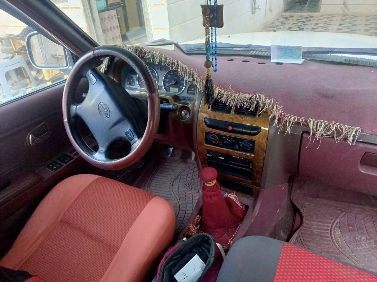 للبيع سوبر دير  موديل 2010 رقم اربيل مكفول كفاله عامه  السنوية باسمي رقم هاتف *********** عنوان كركوك
