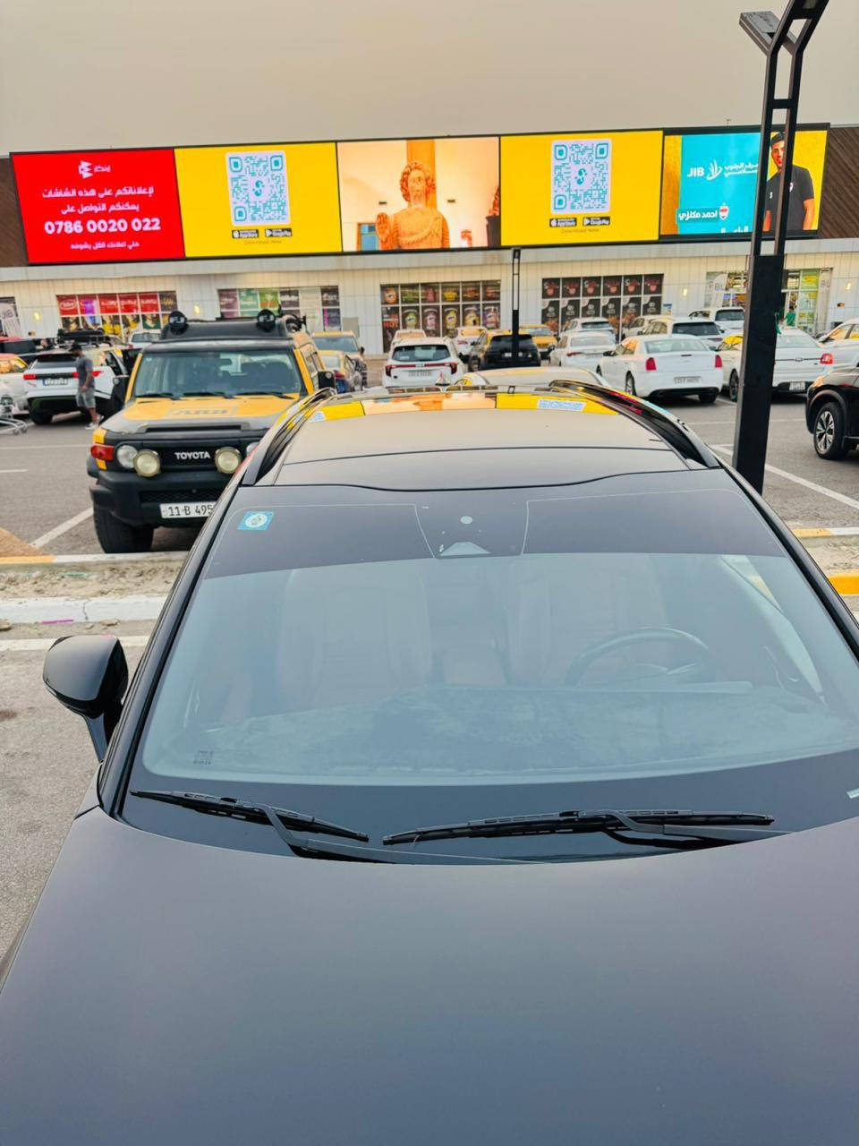 السلام عليكم
سبورتج موديل 2023 امريكي اكس لارج 
للبيع
حادثها دعامية وبنيد 
فول مواصفات 
مكينه 2500 
بانوراما
بصمه +ابواب 
ترحيب اضاءة 
شاشة طويلة 
انضمه قيادة 
اشارة بالمري 
رادار نقطة عمياء 
رادار قيادة الي 
اوتو بارك 
اوتو ستوب 
هند بريك بصمه 
حساس خلفي 
كشن كهرباء 
كشن جلد 
تدفئة كشنات
تبريد قطعتين 
لايت زينون 
لد نهاري اكس 
بك لايت لد 
كروز مثبت سرعه 
تشغيل عن بعد 
 
ماشية 58 ميل
رقم بغداد الدولي 

السعر 212$

مكان السيارة بغداد 
***********
